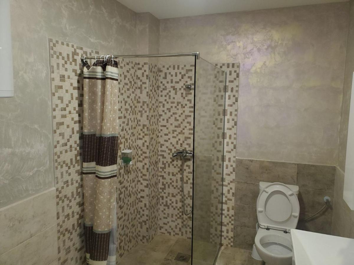 Vila Manuela Aparthotel Gevgelija Bagian luar foto