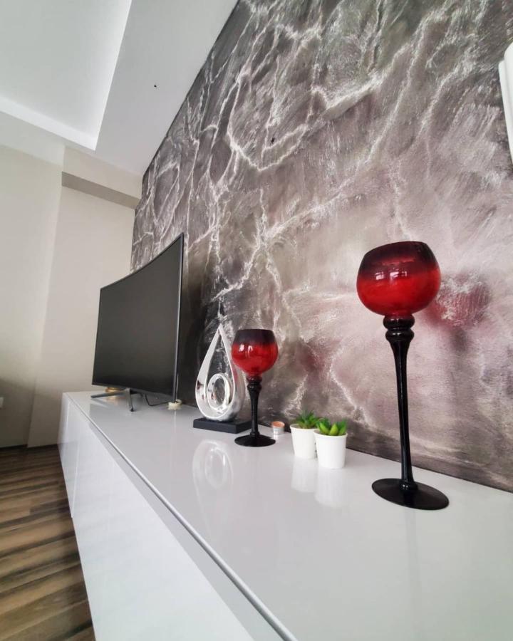 Vila Manuela Aparthotel Gevgelija Bagian luar foto