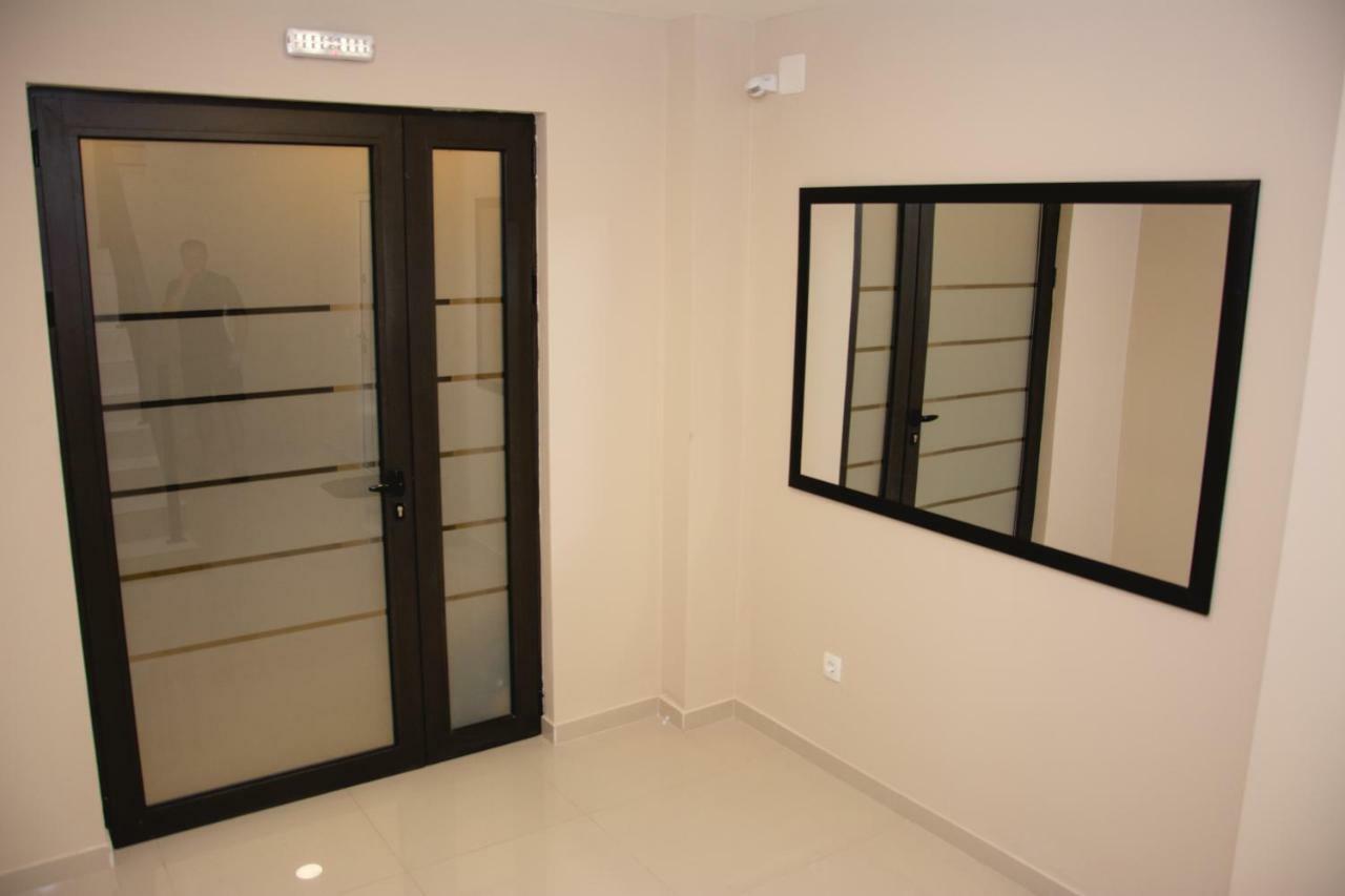 Vila Manuela Aparthotel Gevgelija Bagian luar foto