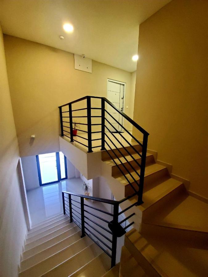 Vila Manuela Aparthotel Gevgelija Bagian luar foto